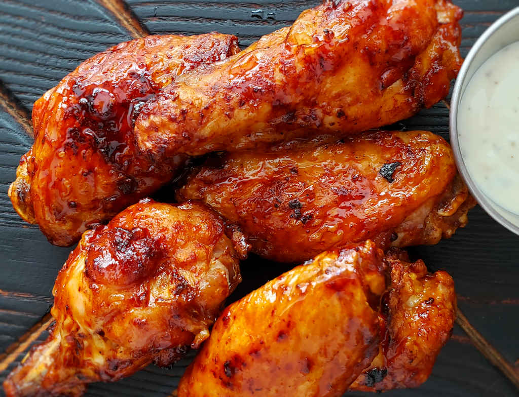 Spicy Japanese Barbecue Sauce Wings