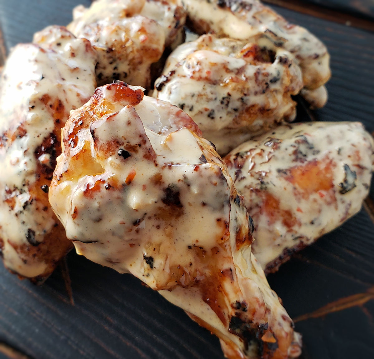 Market District Creamy Garlic Parmesan and Chili Wings