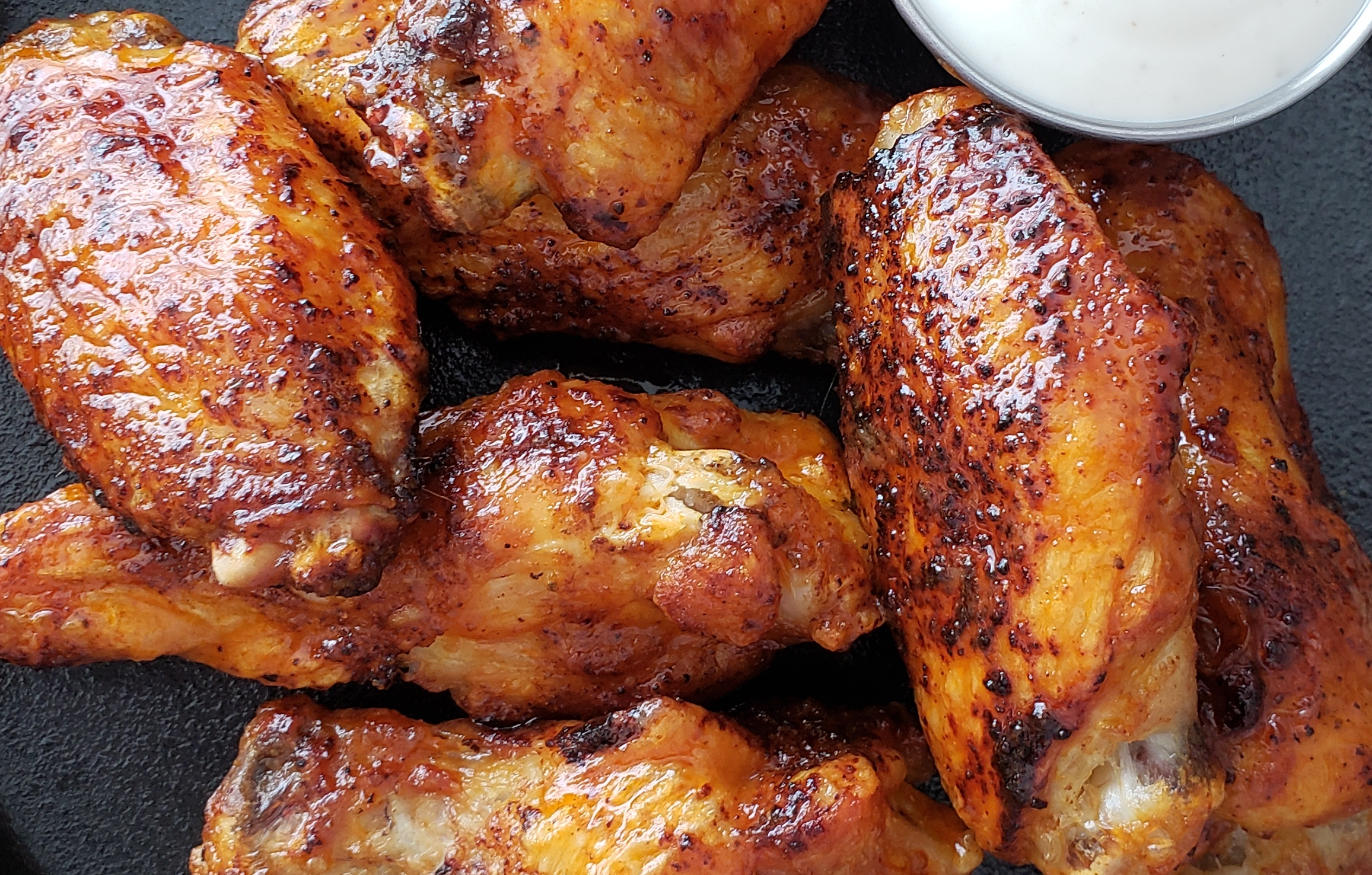 The Dirty Buffalo Mild Buffalo Wing Sauce Wings