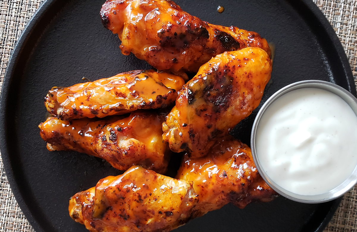 The Dirty Buffalo Hot Honey Wing Sauce Wings