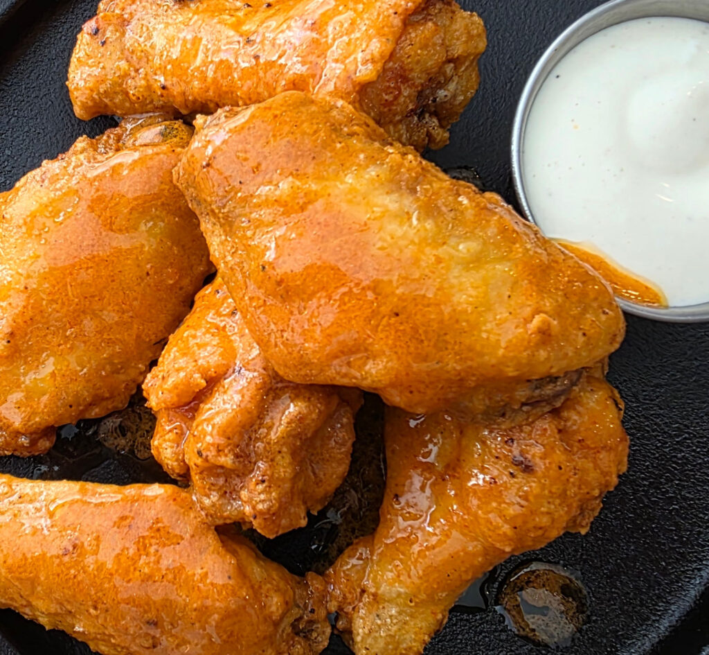 De La Viuda Hot Sauce Wings