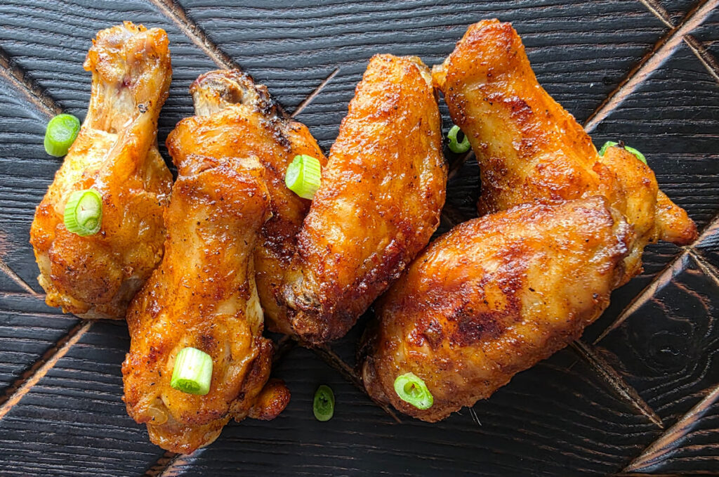Crispy and Juicy Oven-Baked Chicken Wings